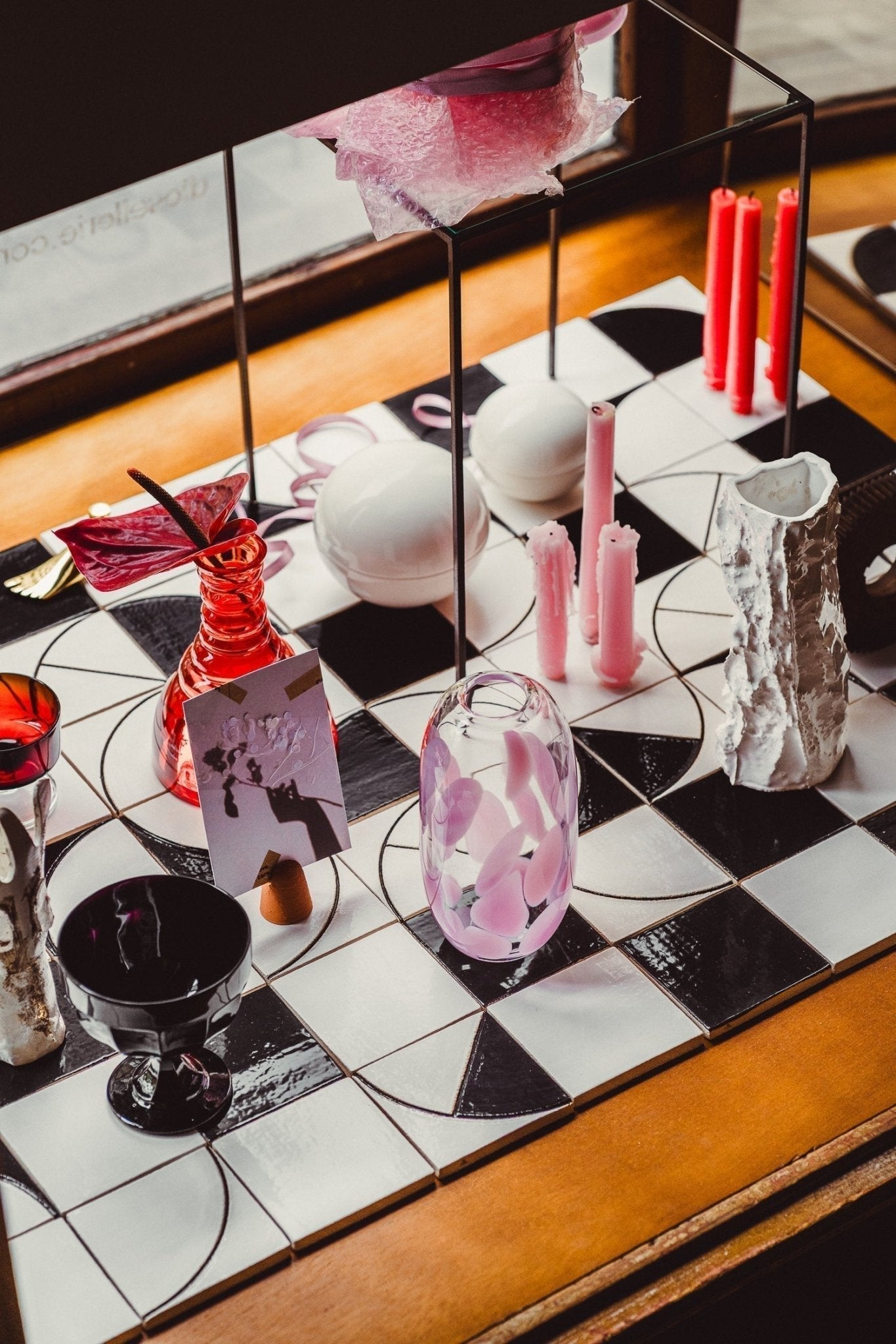 „A Pyramid of Tiles“ handgemachte Fliesen aus Keramik – diesellerie.com